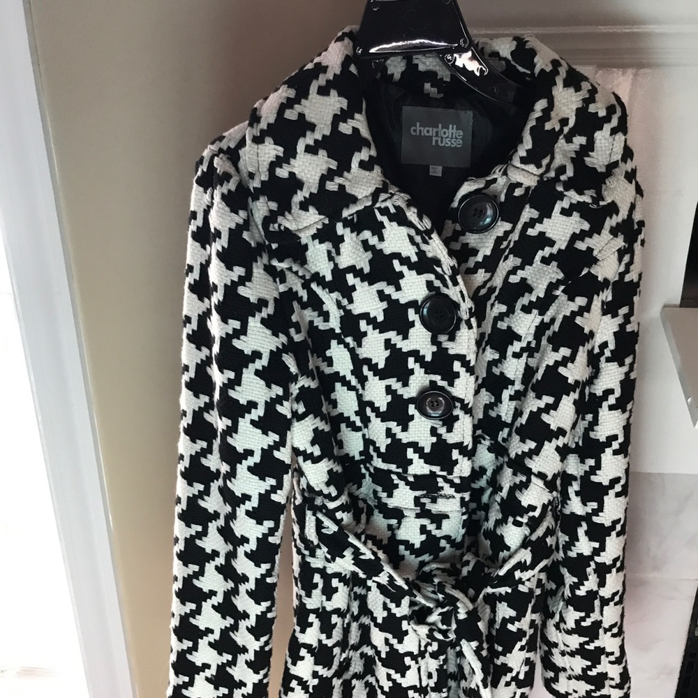Houndstooth coat